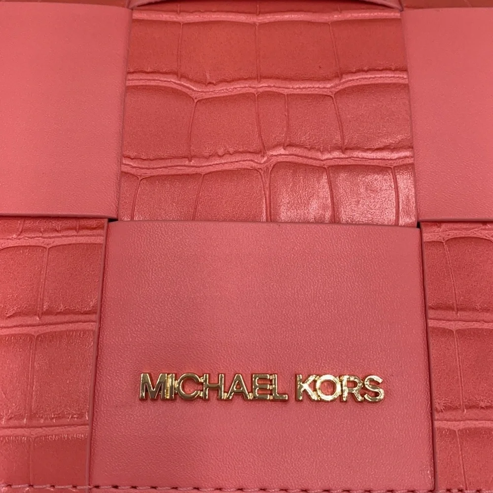 MICHAEL KORS MERCER SMALL CLUTCH XBODY GRAPEFRUIT